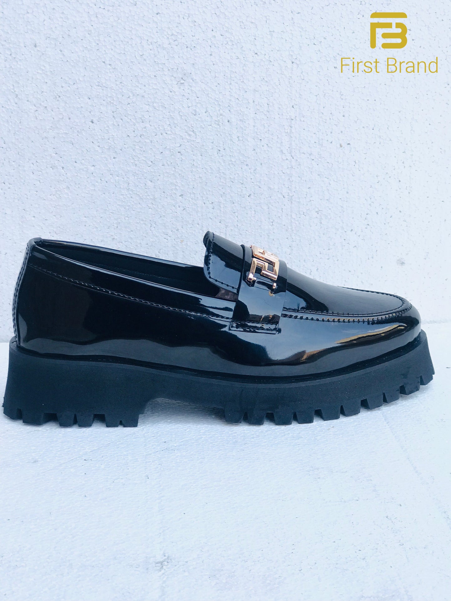 C001-Chunky shoe