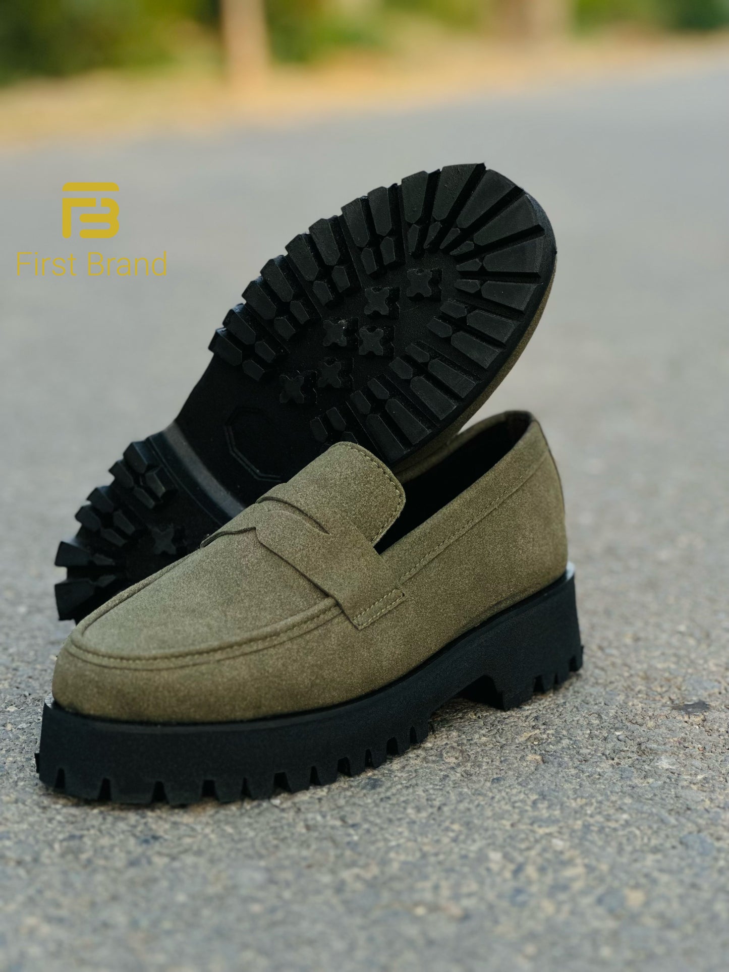 C013-Chunky shoe