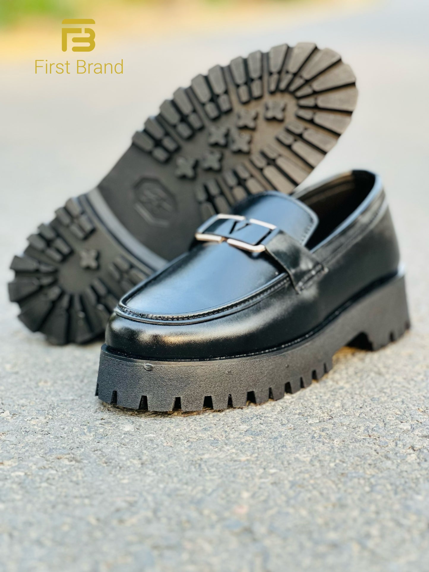 C016-Chunky shoe