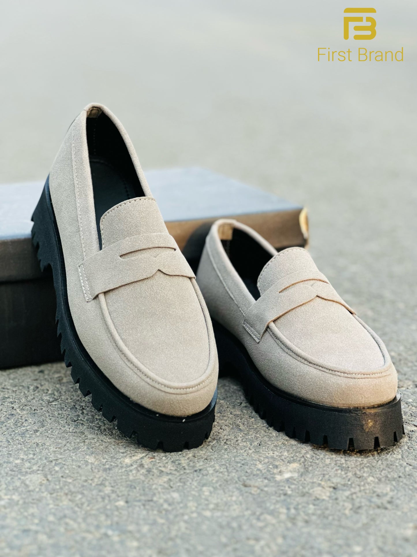 C012-Chunky Shoe