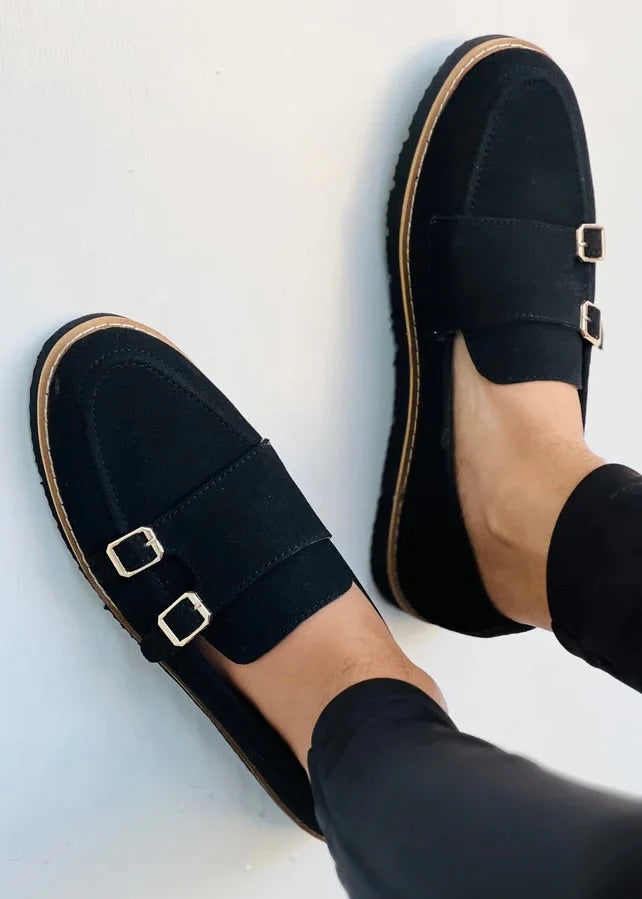 A013-Causal shoe