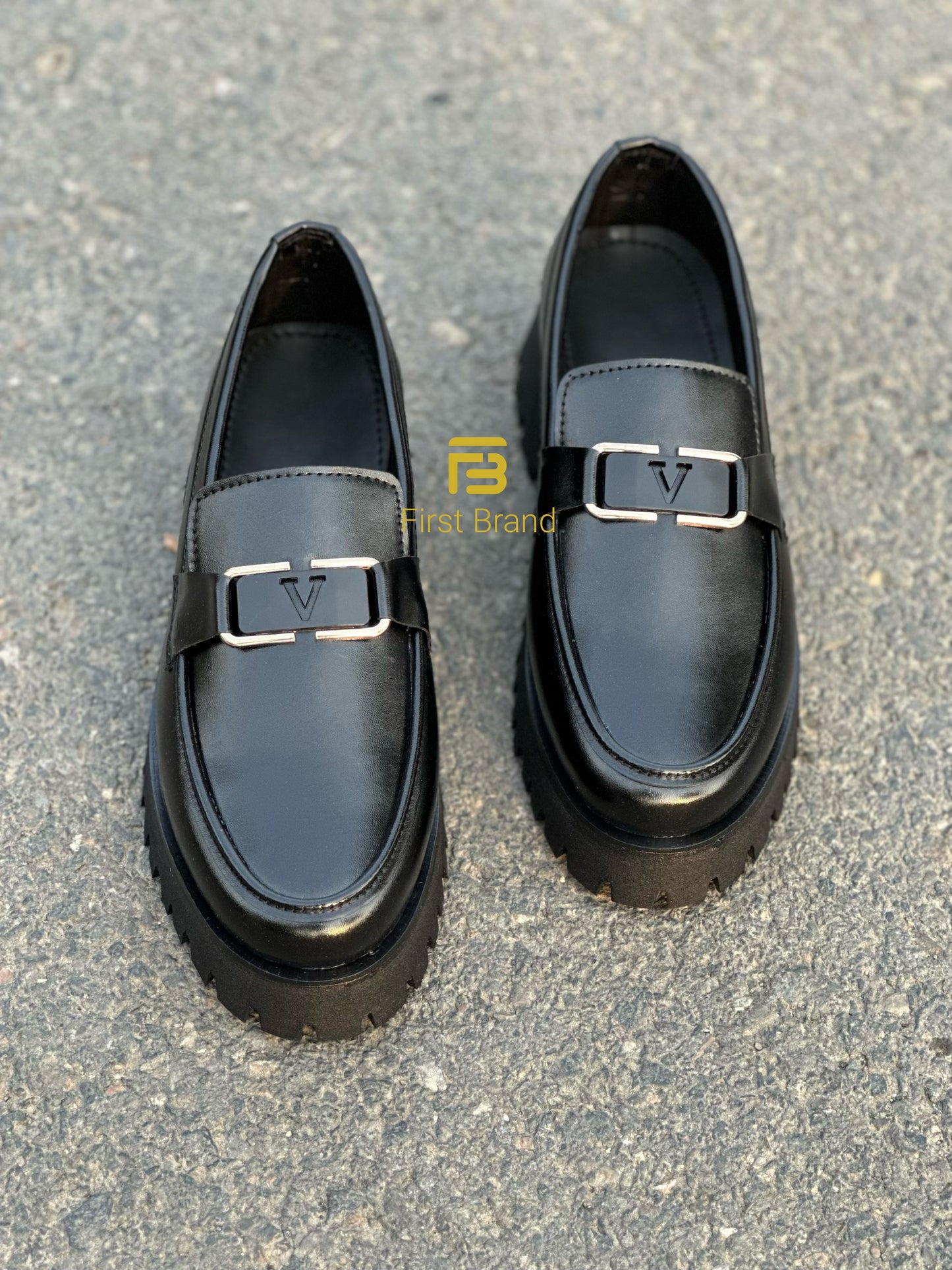C016-Chunky shoe