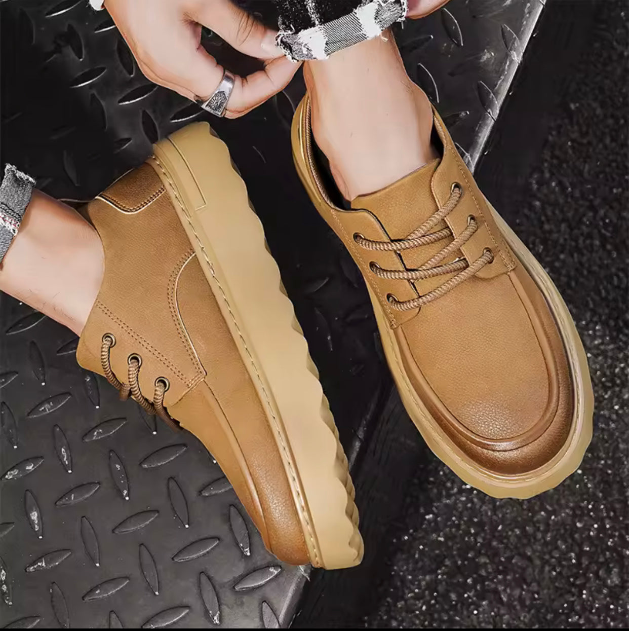 J025-imported jogger