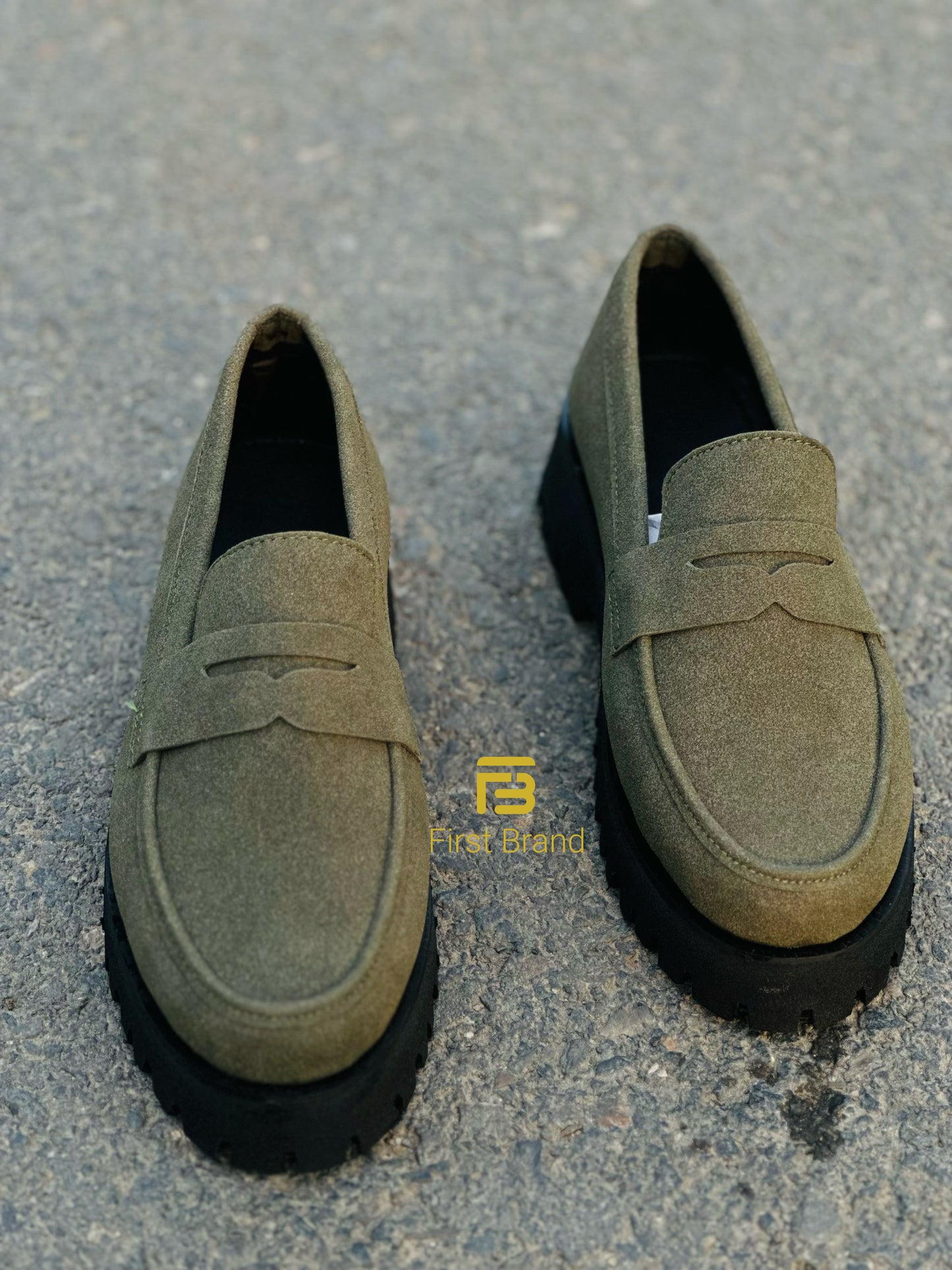 C013-Chunky shoe