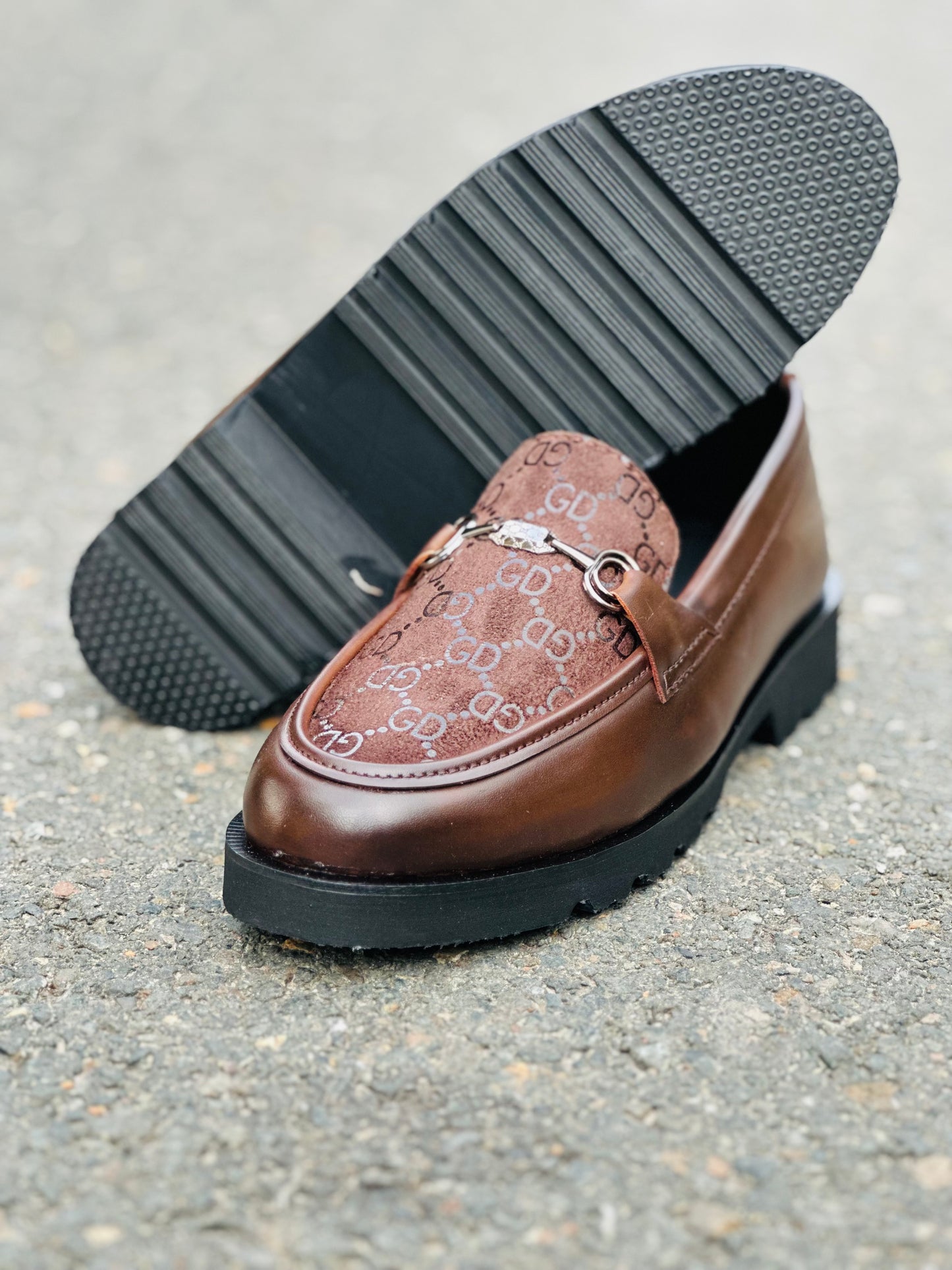 C007- GUCCI Shoe