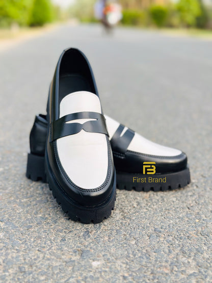 C002- Chunky shoe