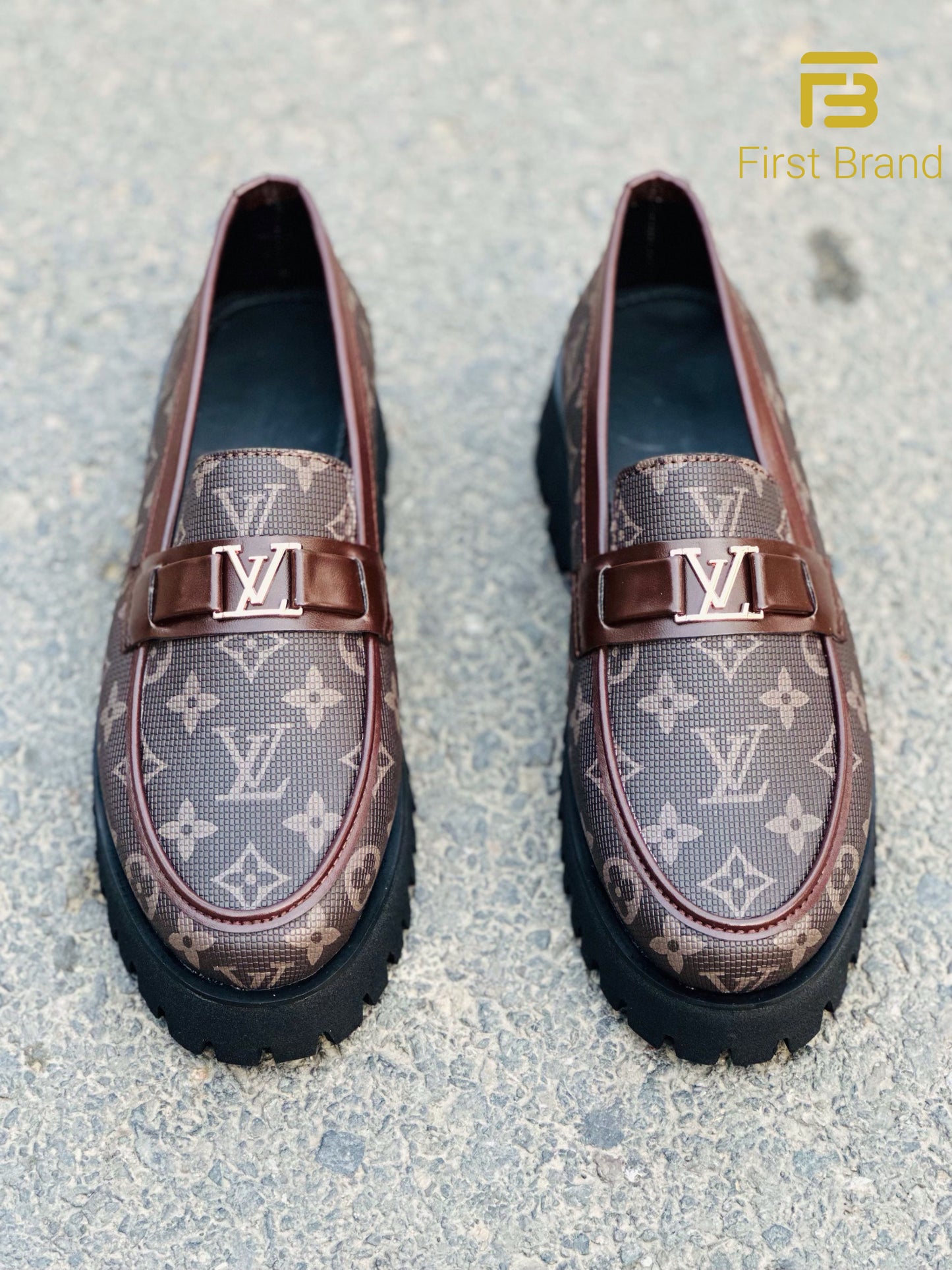 C007-Chunky Shoe LV