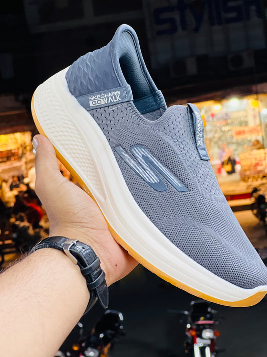 J012-Imported Skechers