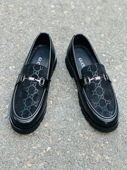 C008- GUCCI Shoe