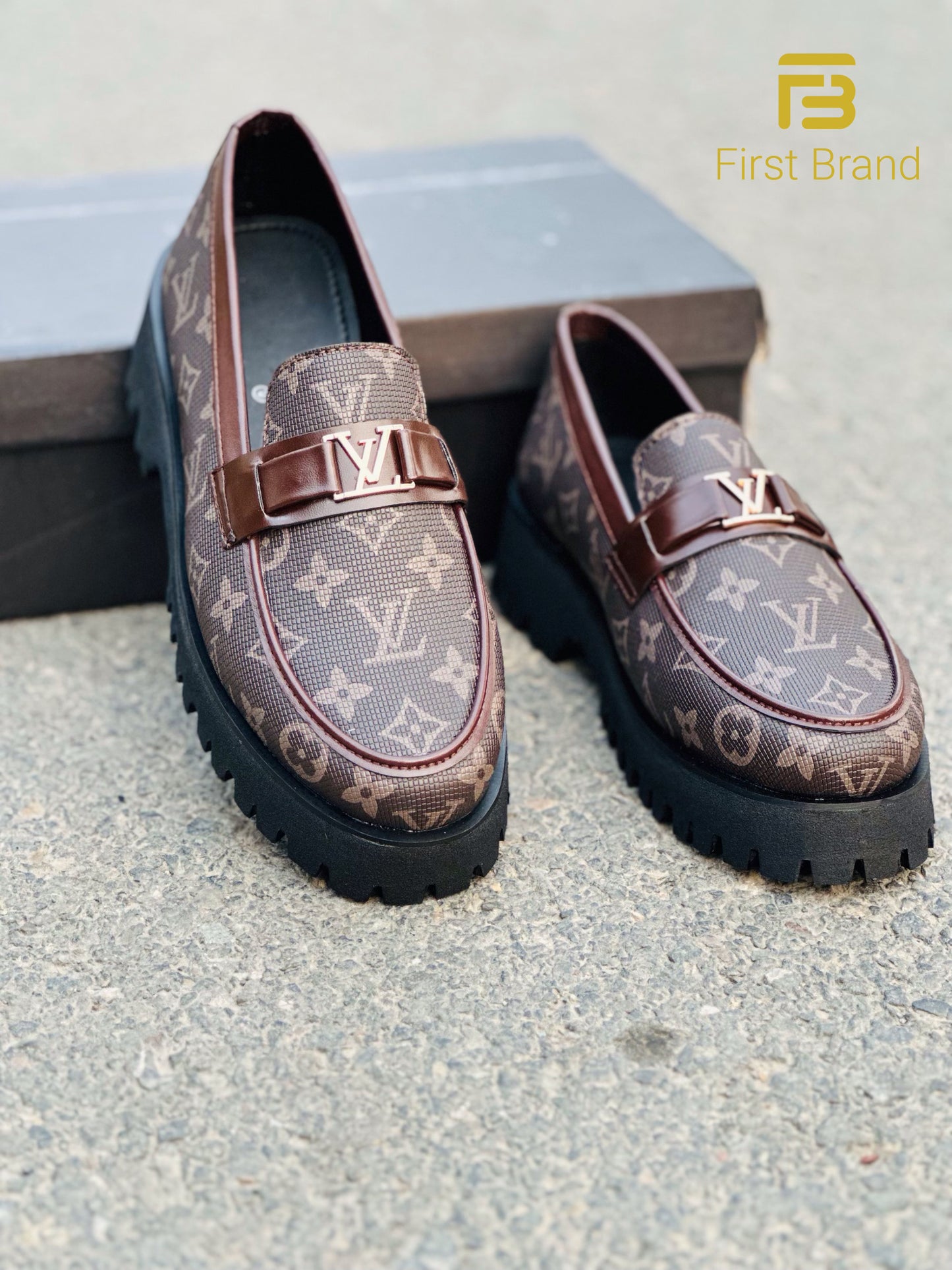 C007-Chunky Shoe LV