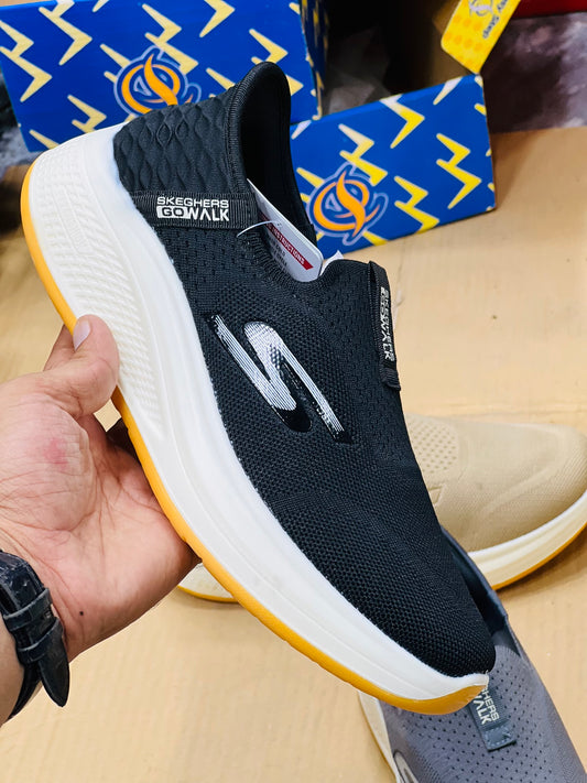 J013-Imported Skechers