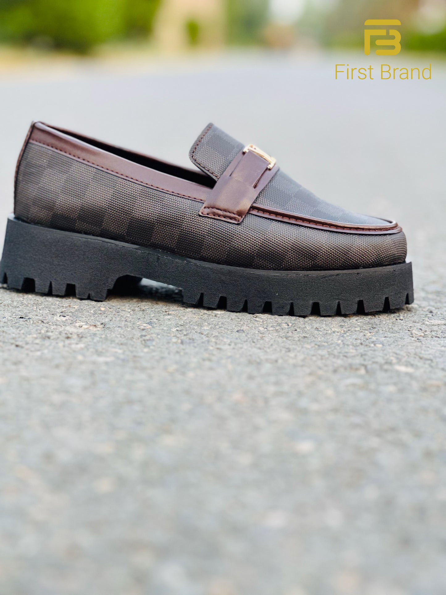 C009-Chunky shoe